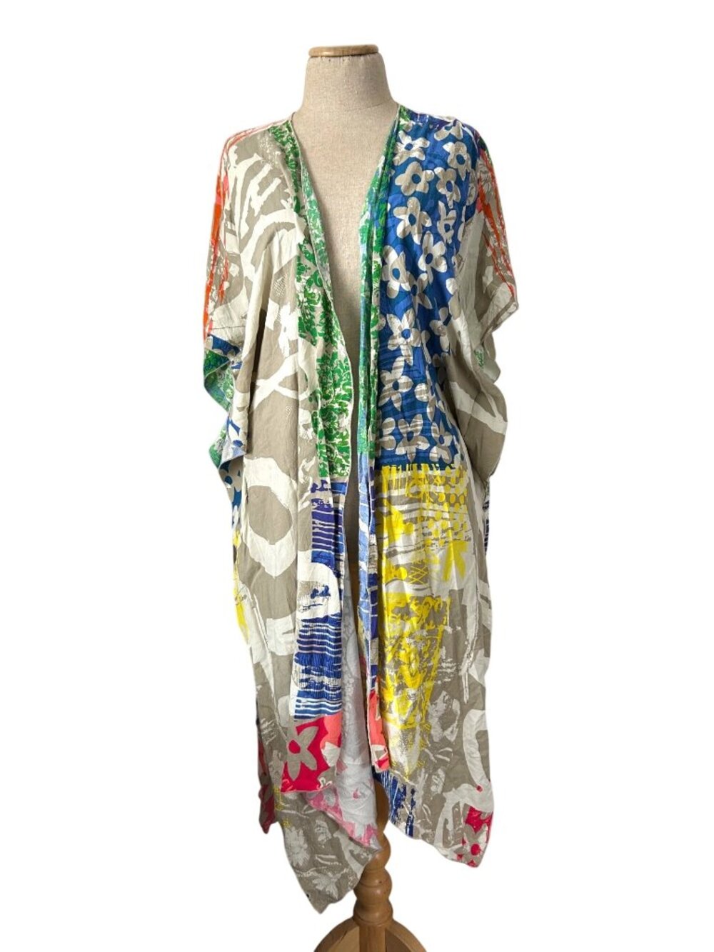 Jams World  Women's Sz One Size Colorful Floral Patchwork Kimono Robe